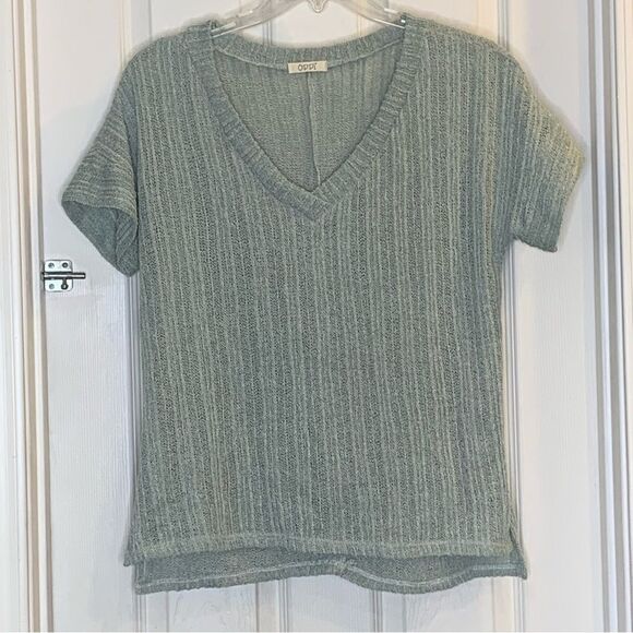 Oddy Lightweight Sweater Size Medium Sage Green Color - Picture 1 of 9